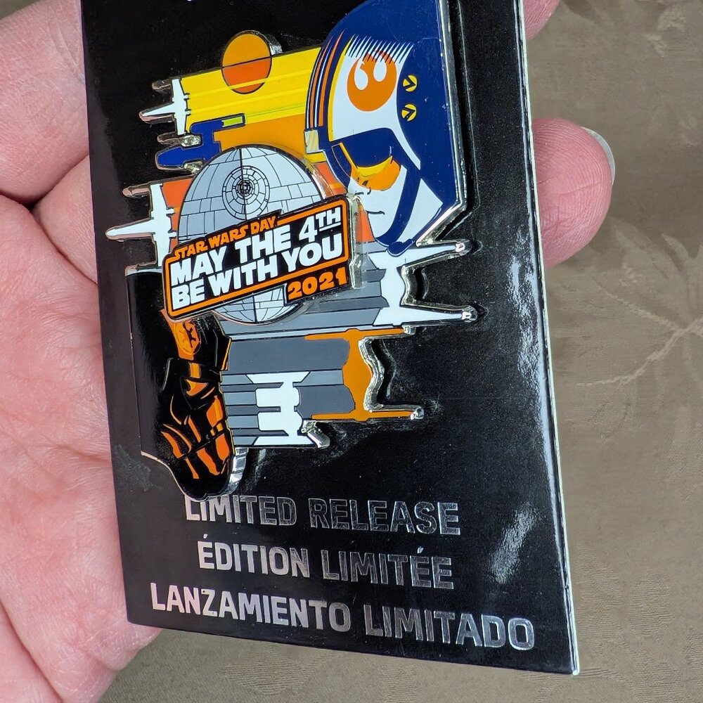 Disney Pins Star Wars May the 4th Be With You 2021 Pin, NWT! - Picture 4 of 4